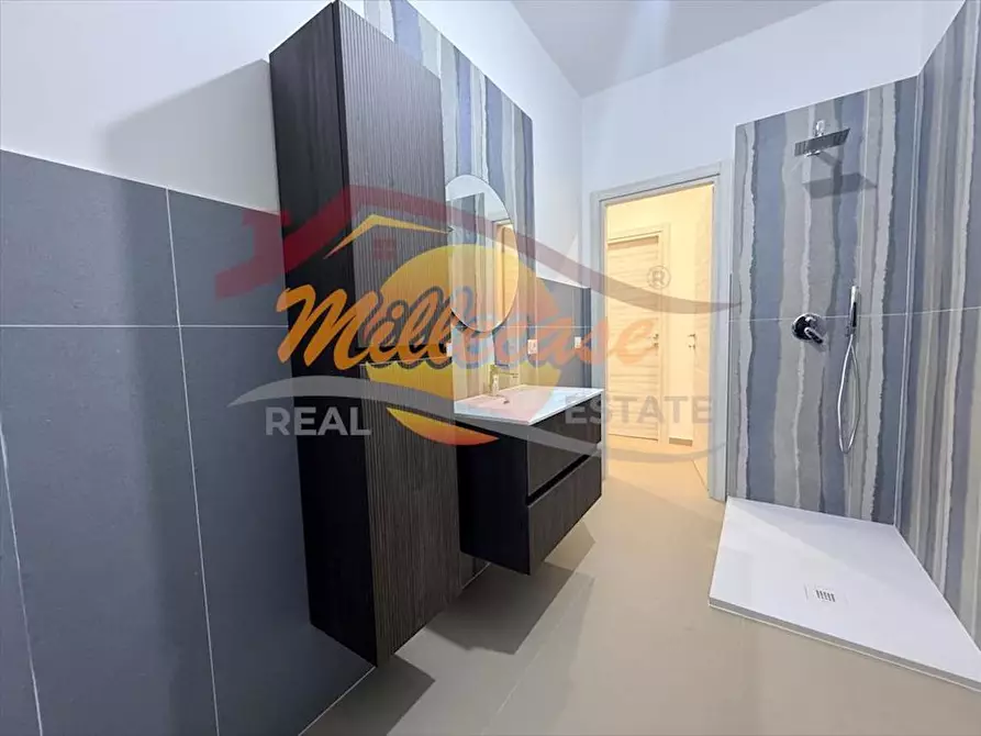 Immagine 19 di Trilocale in vendita  in Viale Teracati a Siracusa