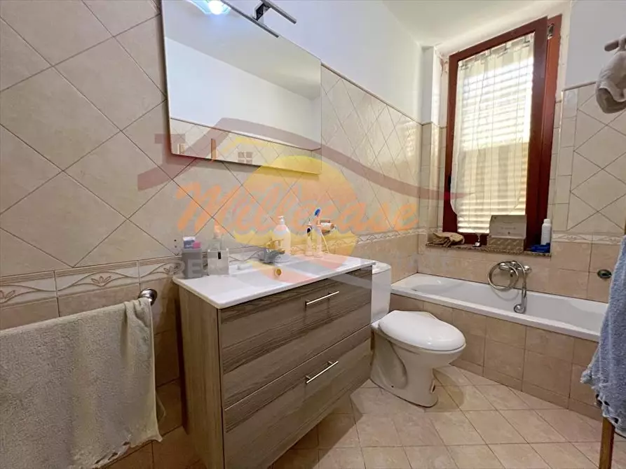 Immagine 32 di Trilocale in vendita  in Viale Teocrito a Siracusa