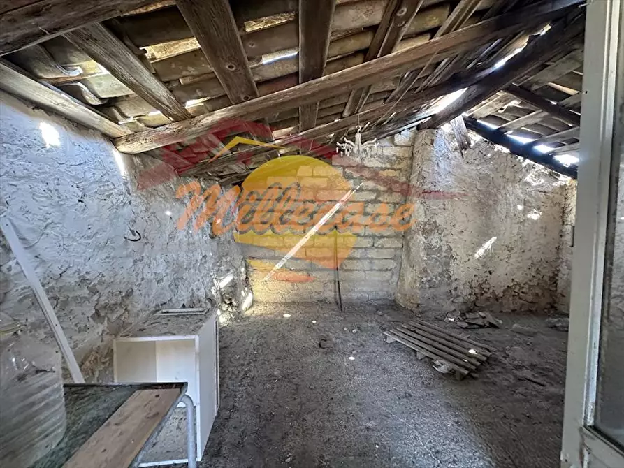 Immagine 3 di Rustico / casale in vendita  in VIA LUIGI MONTI a Siracusa