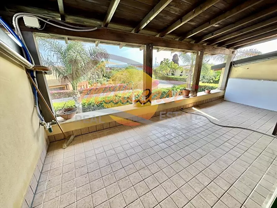 Immagine 11 di Villa in vendita  in Via Priamo a Siracusa