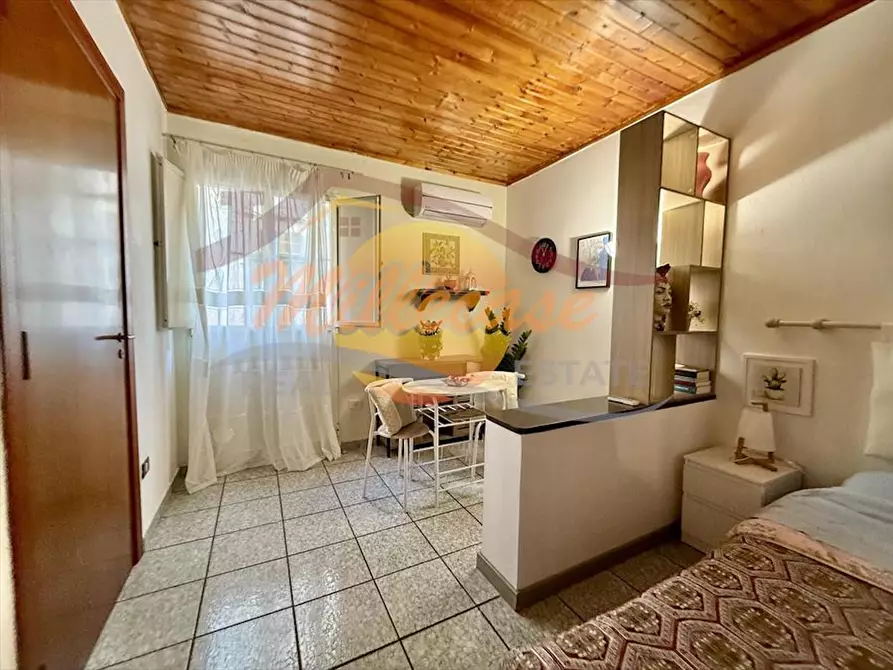 Immagine 8 di Trilocale in vendita  in VIA DELL'UNITA' D'ITALIA a Siracusa