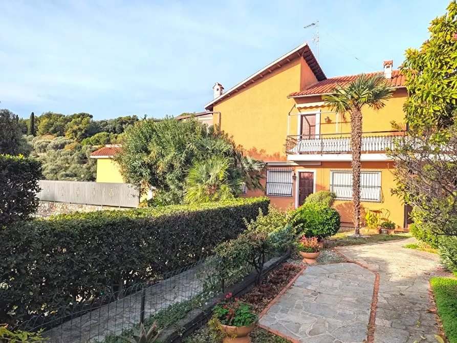 Immagine 53 di Bilocale in vendita  in Piazza Sant'Anna 1 a San Bartolomeo Al Mare