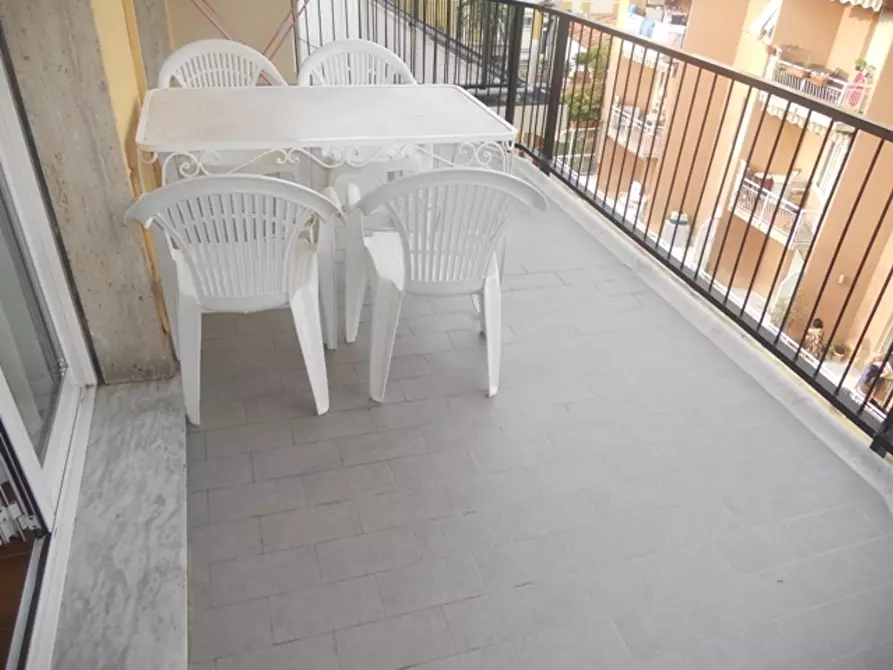 Immagine 54 di Bilocale in affitto  in Via Sicilia 11 a San Bartolomeo Al Mare