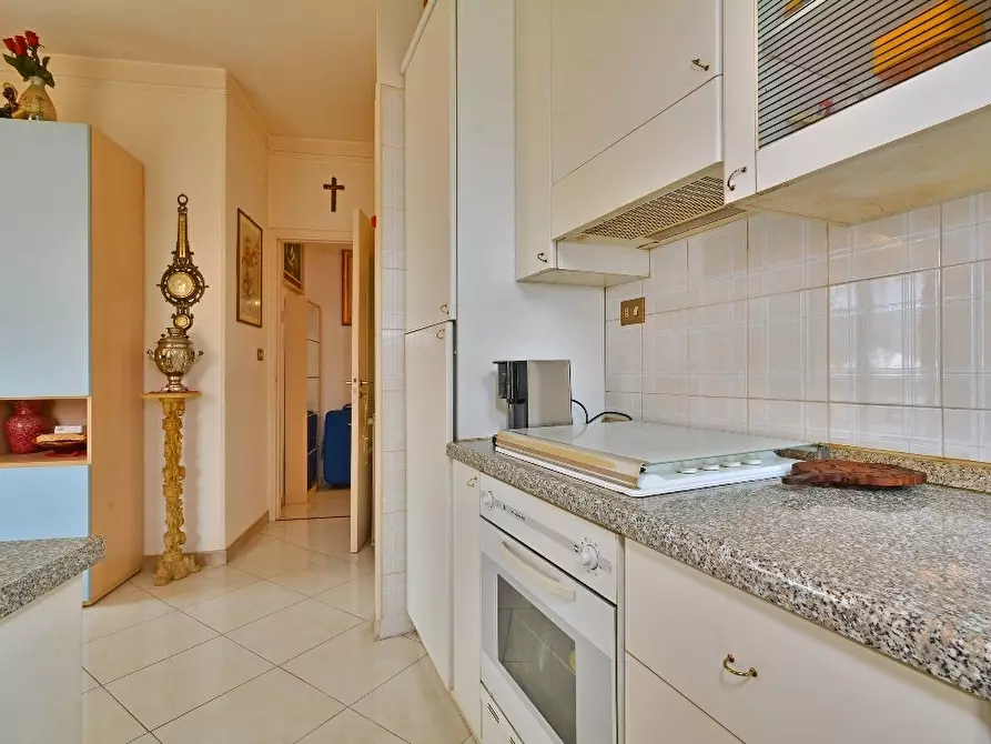 Immagine 10 di Bilocale in vendita  in Via Sardegna 28 a San Bartolomeo Al Mare