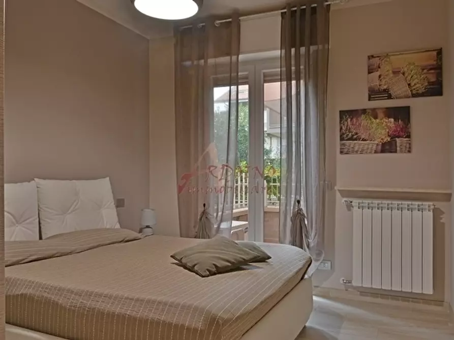 Immagine 22 di Trilocale in vendita  in Viale Europa a San Bartolomeo Al Mare