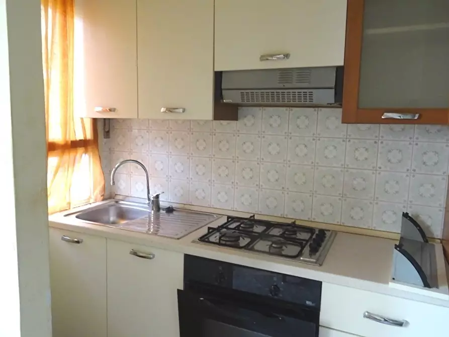 Immagine 30 di Bilocale in vendita  in Via Roma 123 a San Bartolomeo Al Mare