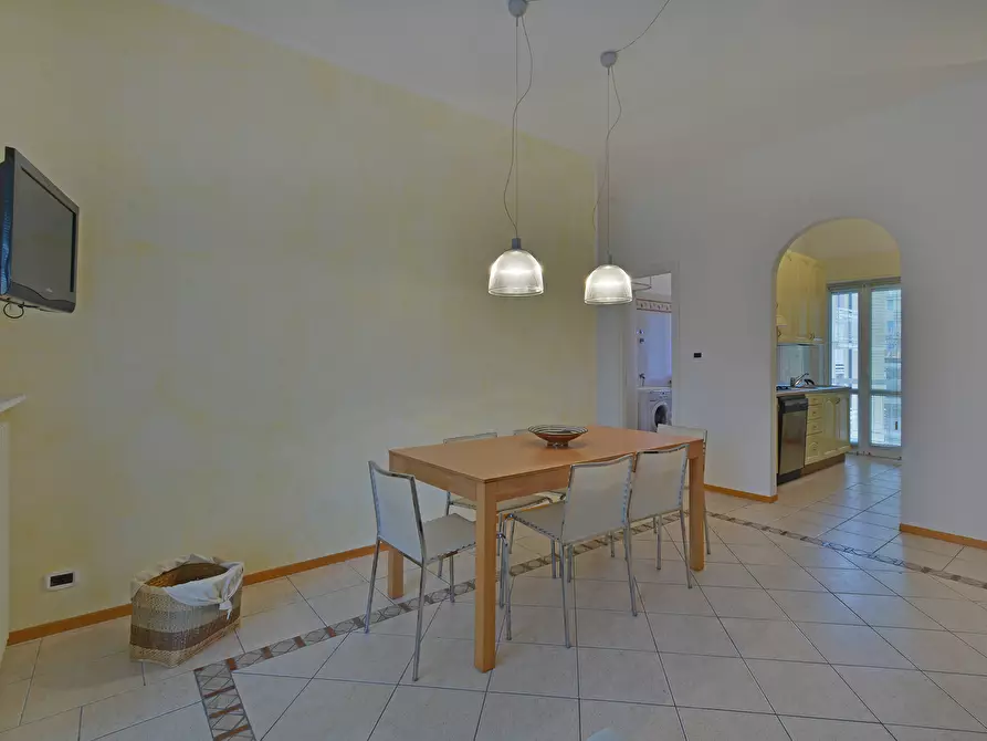 Immagine 11 di Quadrilocale in vendita  in Via Sicilia a San Bartolomeo Al Mare