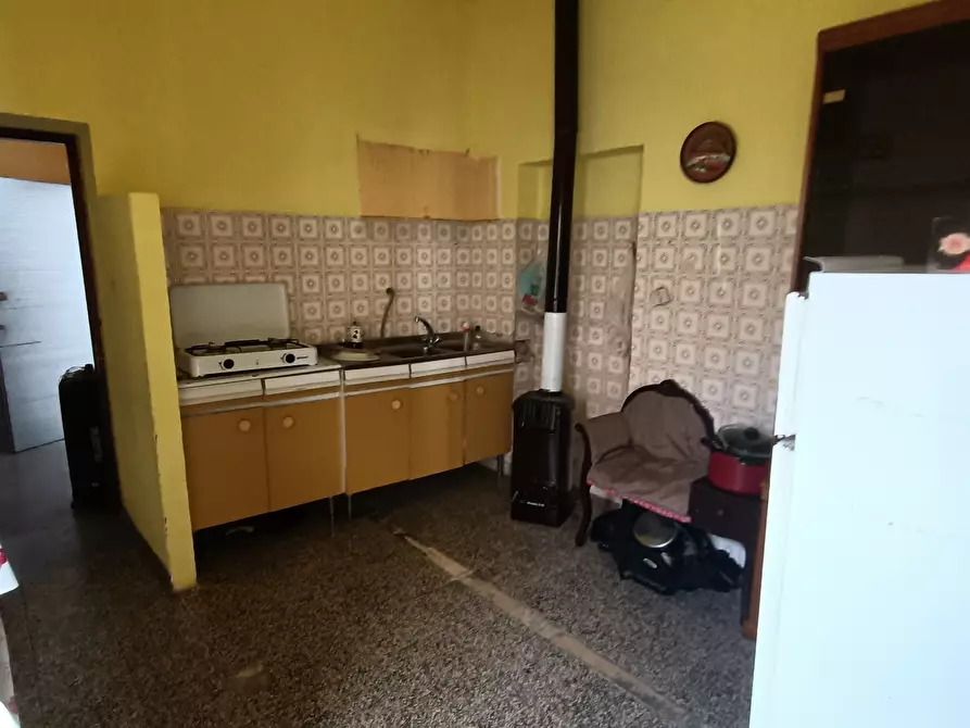 Immagine 5 di Pentalocale in vendita  in Via Roma a Pianopoli