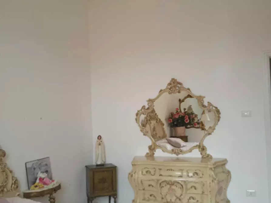 Immagine 34 di Pentalocale in vendita  in Via Antonio d' Ippolito a Lamezia Terme