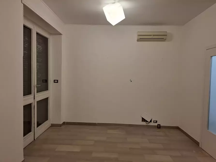 Immagine 9 di Ufficio in affitto  in Corso Duca degli Abruzzi 15 a Torino