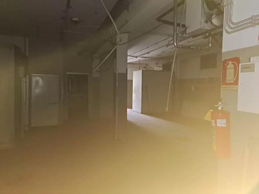 Immagine 6 di Locale commerciale in affitto  in VIA GARIBALDI 2 a Alpignano