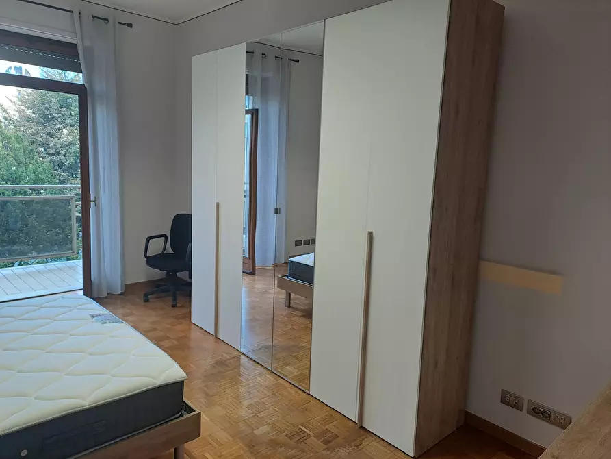 Immagine 8 di Trilocale in affitto  in VIA GENOVA 91/19 a Torino