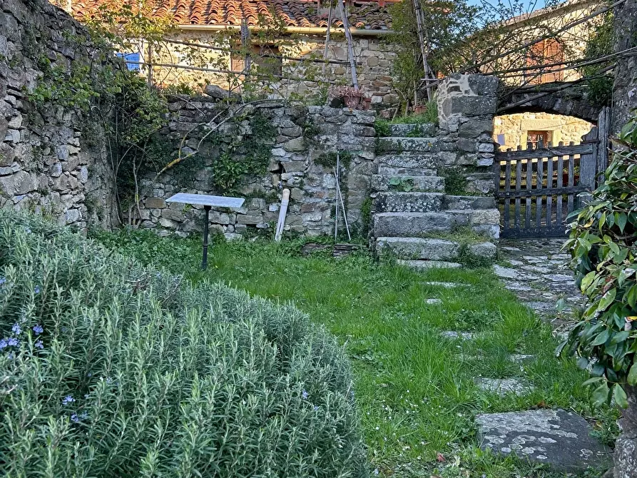 Immagine 25 di Casa indipendente in vendita  in Località Luscignano 18 a Casola In Lunigiana