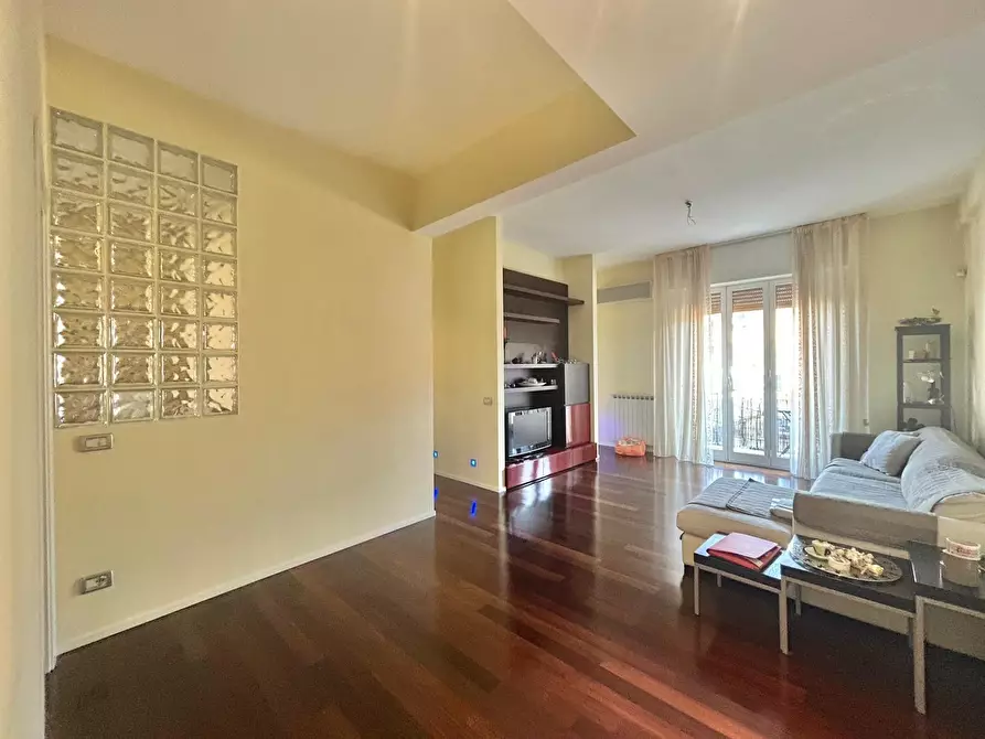 Immagine 31 di Trilocale in vendita  a Sarzana