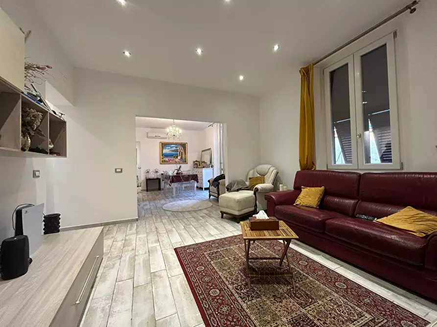 Immagine 8 di Attico in vendita  a Sarzana