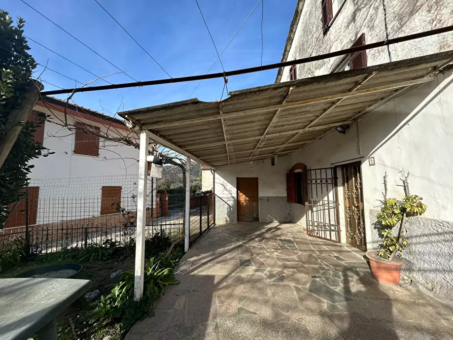 Immagine 6 di Rustico / casale in vendita  a Castelnuovo Magra