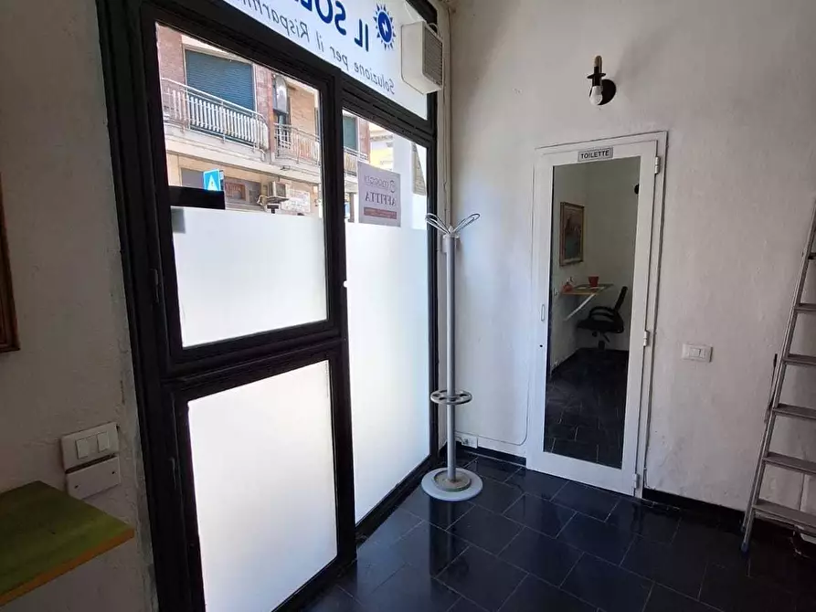 Immagine 4 di Locale commerciale in affitto  in Via XX Settembre 3 a Sarzana