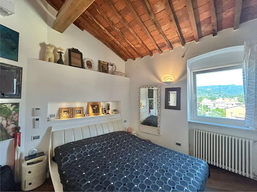 Immagine 31 di Quadrilocale in vendita  a Sarzana