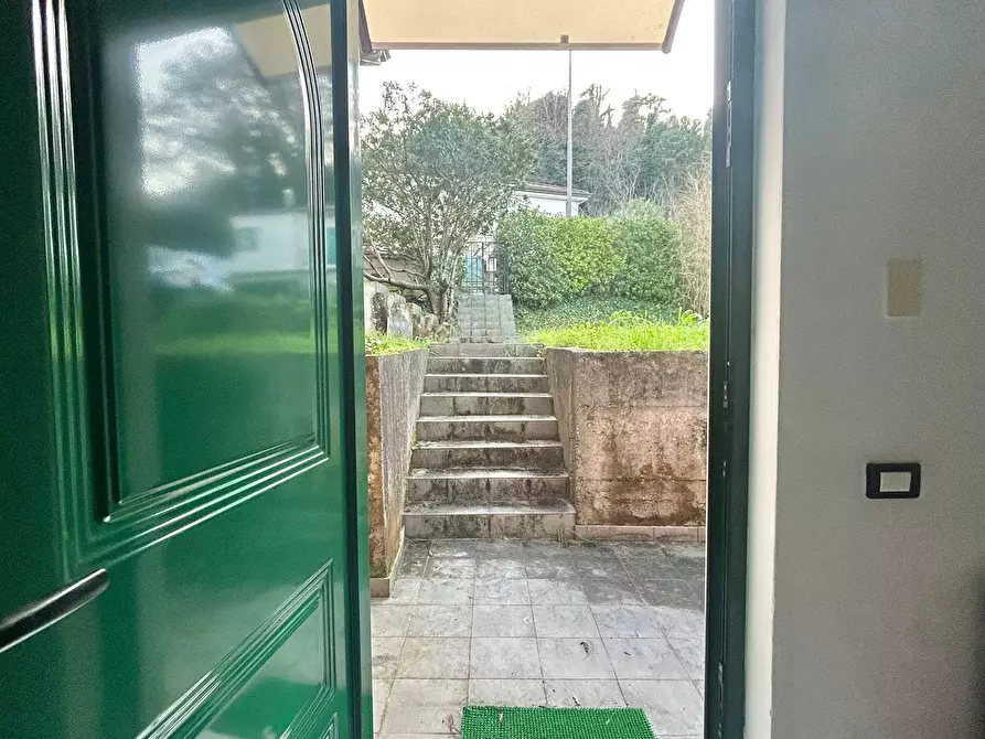 Immagine 29 di Villetta a schiera in affitto  a Ameglia