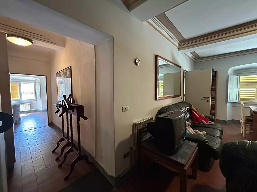 Immagine 16 di Quadrilocale in vendita  a Sarzana