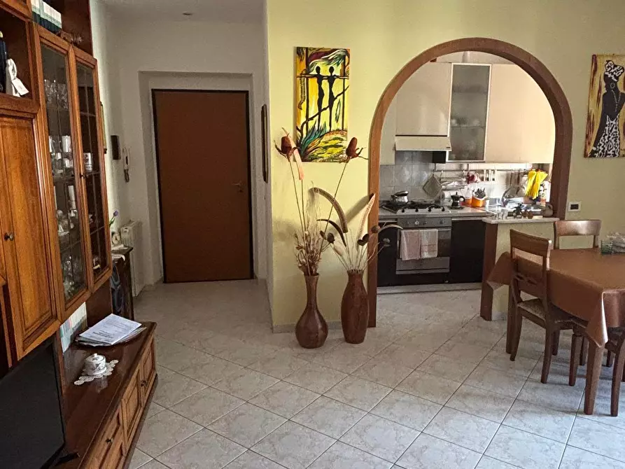 Immagine 2 di Quadrilocale in vendita  a La Spezia