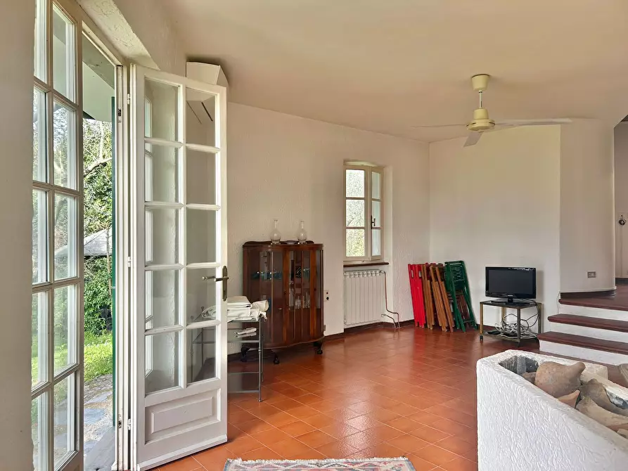 Immagine 50 di Casa indipendente in vendita  a Castelnuovo Magra