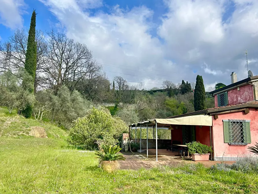 Immagine 14 di Casa indipendente in vendita  a Sarzana