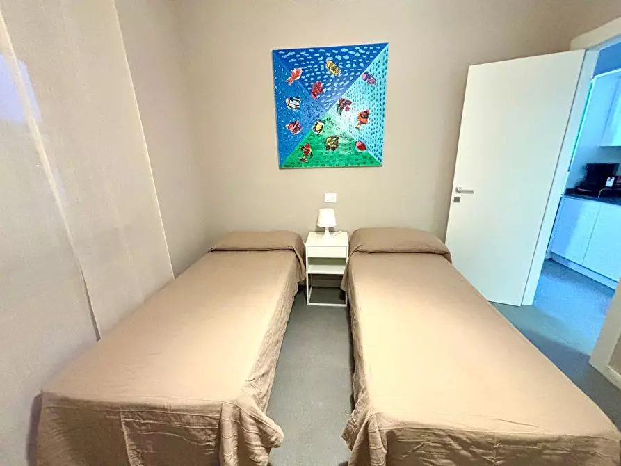 Immagine 11 di Trilocale in affitto  a Sarzana