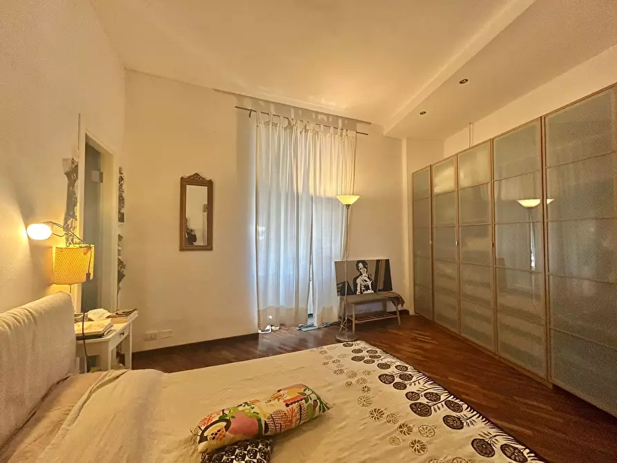 Immagine 26 di Pentalocale in vendita  a Sarzana