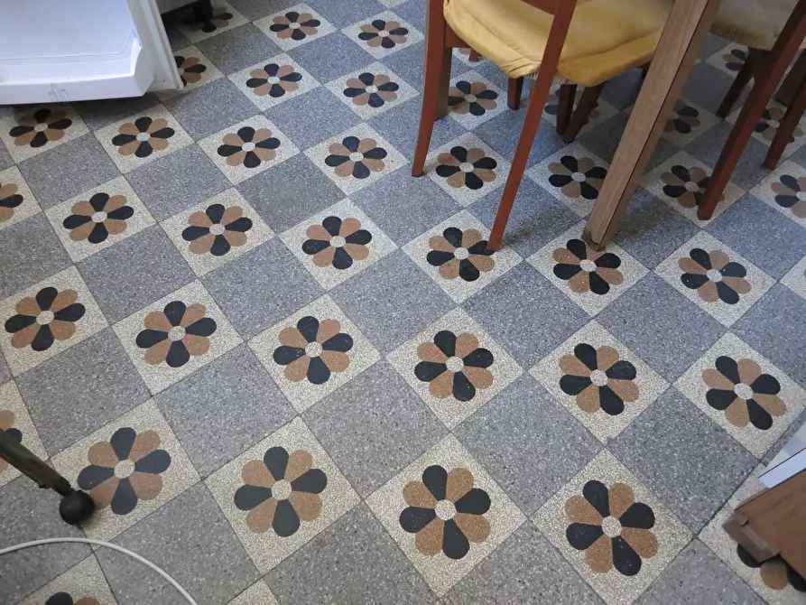 Immagine 4 di Quadrilocale in vendita  a Sarzana