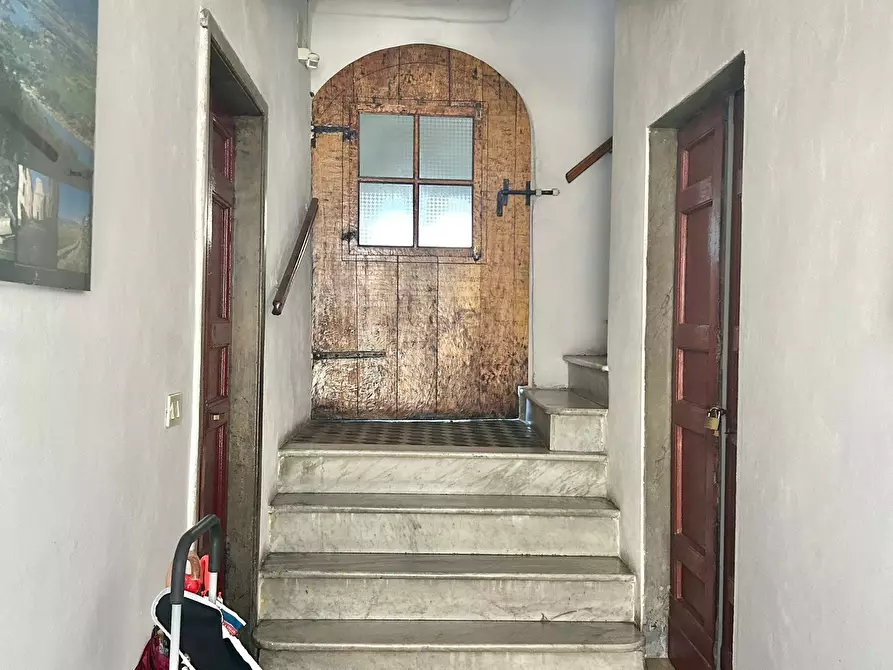 Immagine 33 di Quadrilocale in vendita  a Sarzana