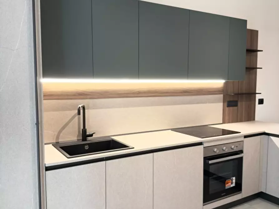 Immagine 2 di Quadrilocale in affitto  in Via Brigata Partigiana Ugo Muccini 10 a Sarzana