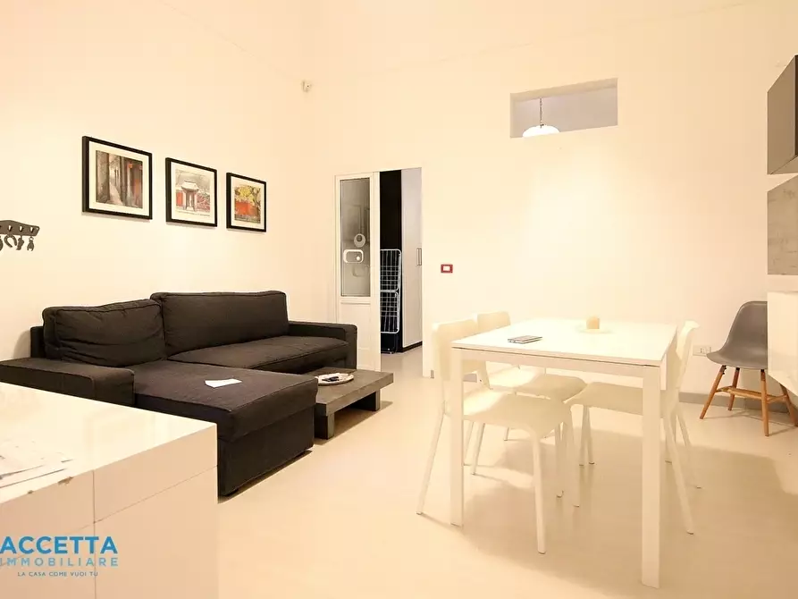 Immagine 11 di Bilocale in affitto  in Via Regina Elena 73 a Taranto