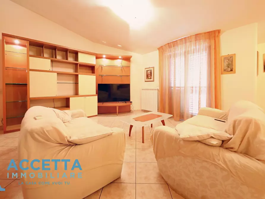 Immagine 4 di Trilocale in vendita  in Via Sciabelle 11 a Taranto