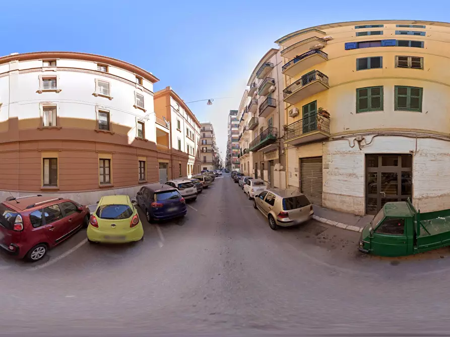 Immagine 23 di Trilocale in vendita  in Via Diego Peluso 38 a Taranto