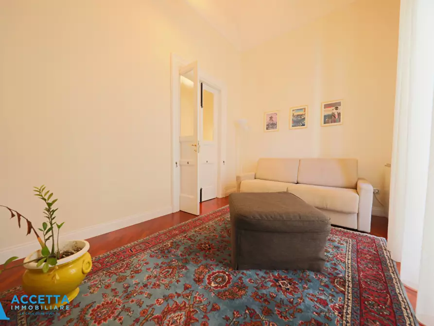 Immagine 9 di Quadrilocale in vendita  in Via Giuseppe Massari 8 a Taranto