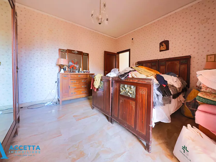 Immagine 21 di Quadrilocale in vendita  in Via Plinio 89 a Taranto