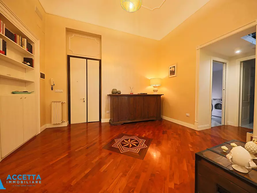 Immagine 24 di Quadrilocale in vendita  in Via Giuseppe Massari 8 a Taranto