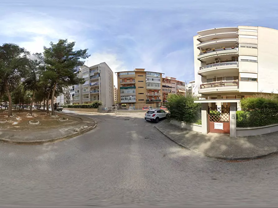 Immagine 32 di Quadrilocale in vendita  in Via Lago Trasimeno 27 a Taranto