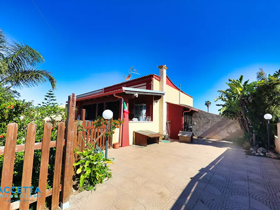 Immagine 22 di Villa in vendita  in Via Razze 11 a Taranto