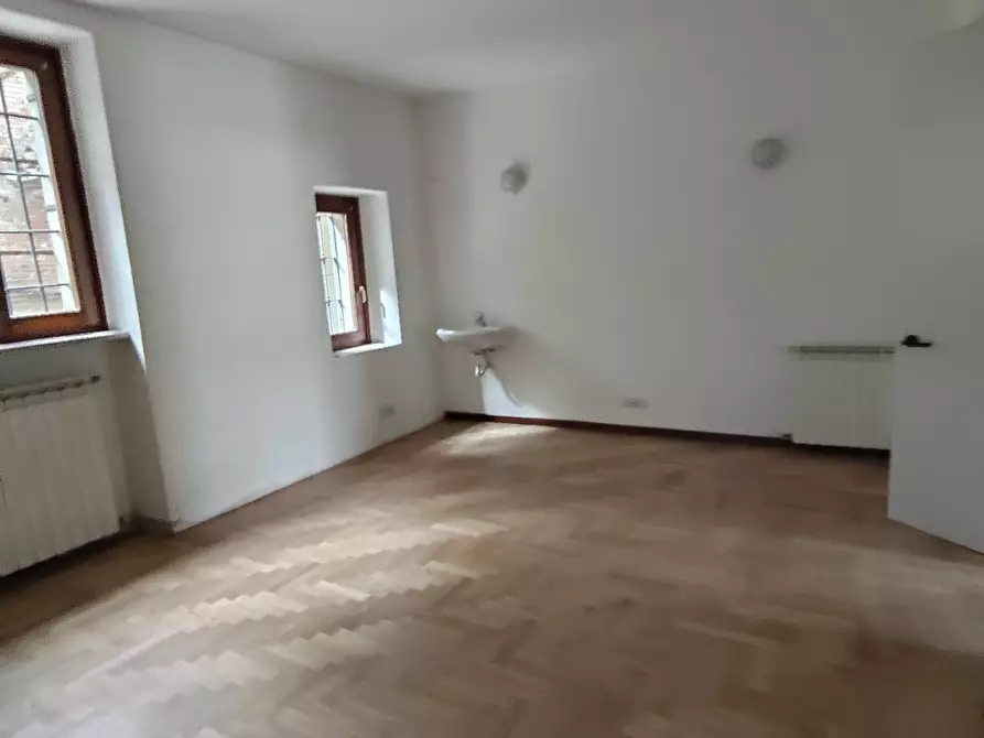 Immagine 20 di Locale commerciale in affitto  in Piazza XX Settembre a Castel San Giovanni