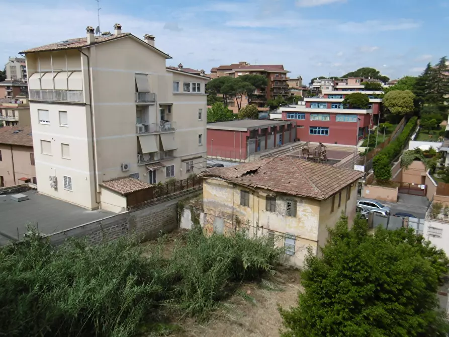 Immagine 18 di Trilocale in vendita  in Via Pio Piacentini a Roma