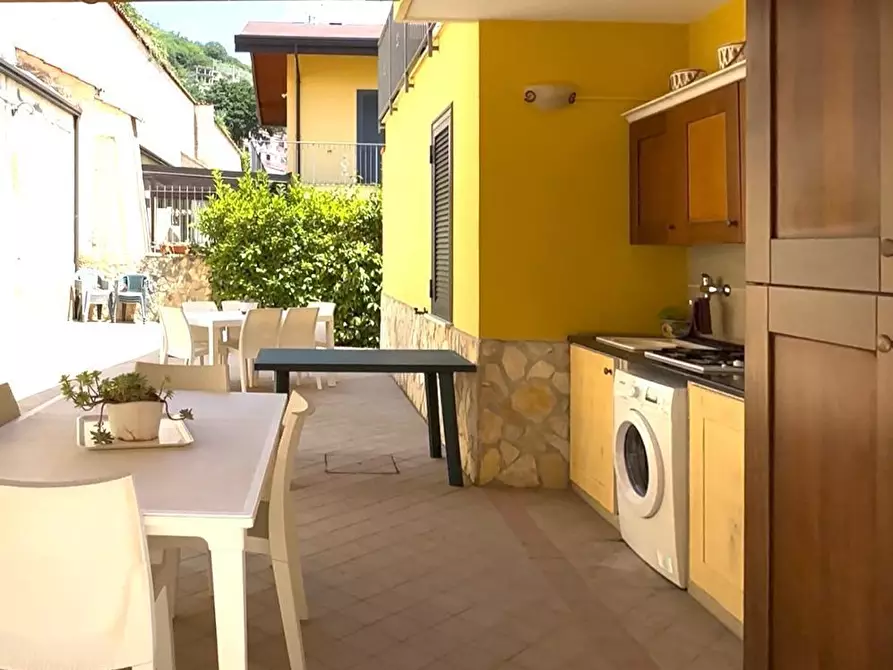 Immagine 15 di Villa in vendita  in Via Parco Donica 9 a Fisciano