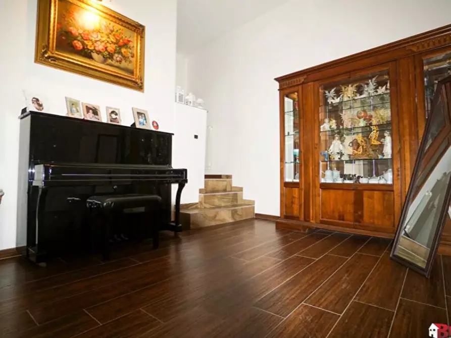 Immagine 5 di Terratetto in vendita  in via don Paolo VOCCA 12 a Eboli