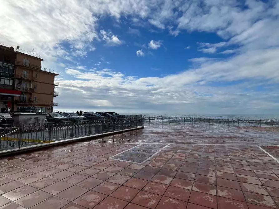 Immagine 18 di Trilocale in vendita  in via m. abbignete a Salerno