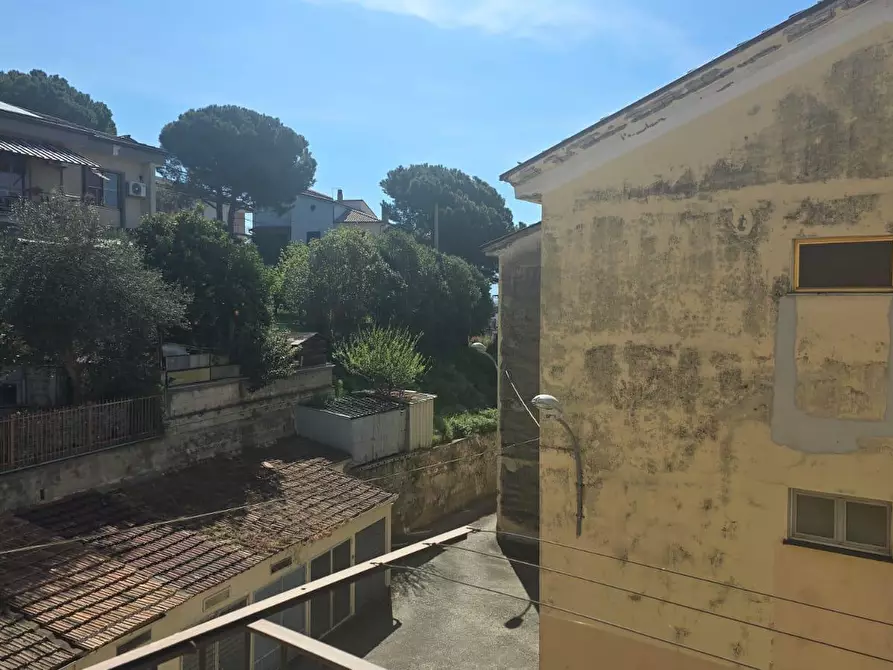 Immagine 10 di Bilocale in vendita  in Via Valle Maura a Sala Consilina
