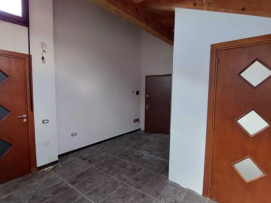 Immagine 7 di Mansarda in vendita  in Via Milano 2 a Pontecagnano Faiano