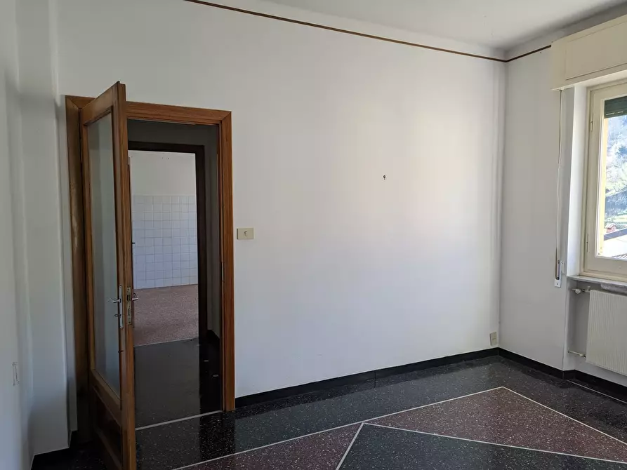 Immagine 24 di Quadrilocale in vendita  in Via Padre Francesco Borghero 33 a Ronco Scrivia