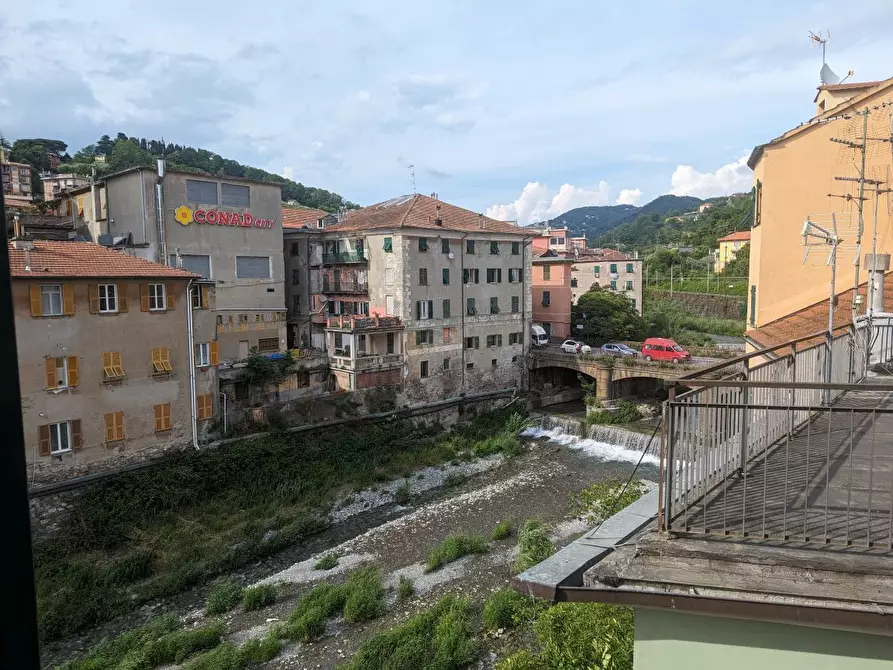 Immagine 11 di Bilocale in vendita  in Via Beata Chiara 18 a Genova