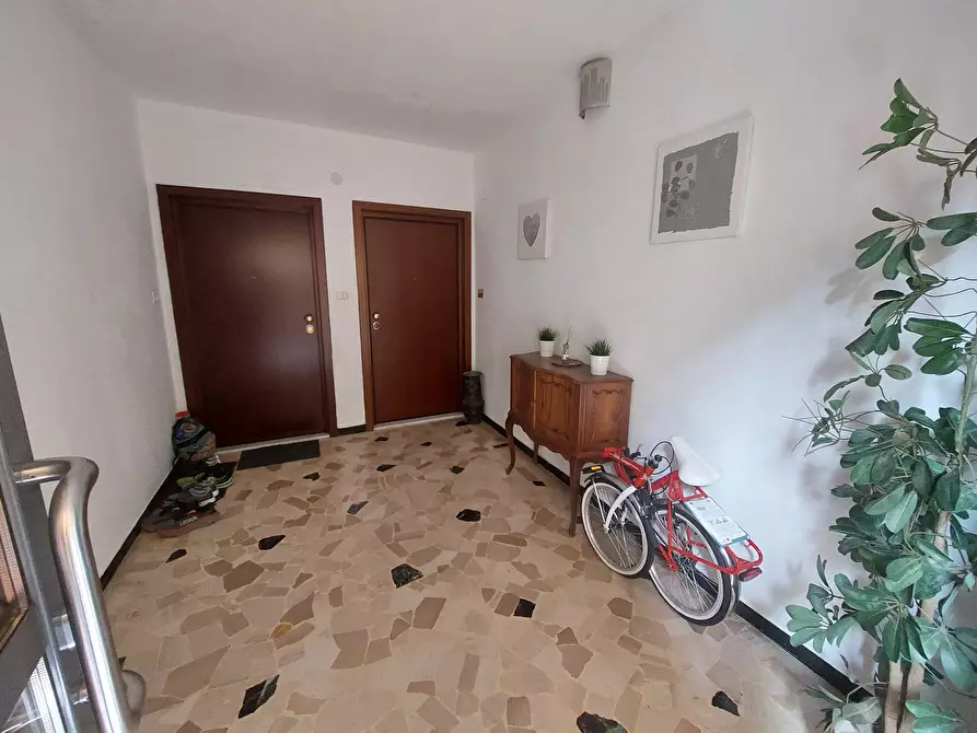 Immagine 22 di Trilocale in vendita  in Via Fratelli Gazzo 29 a Genova